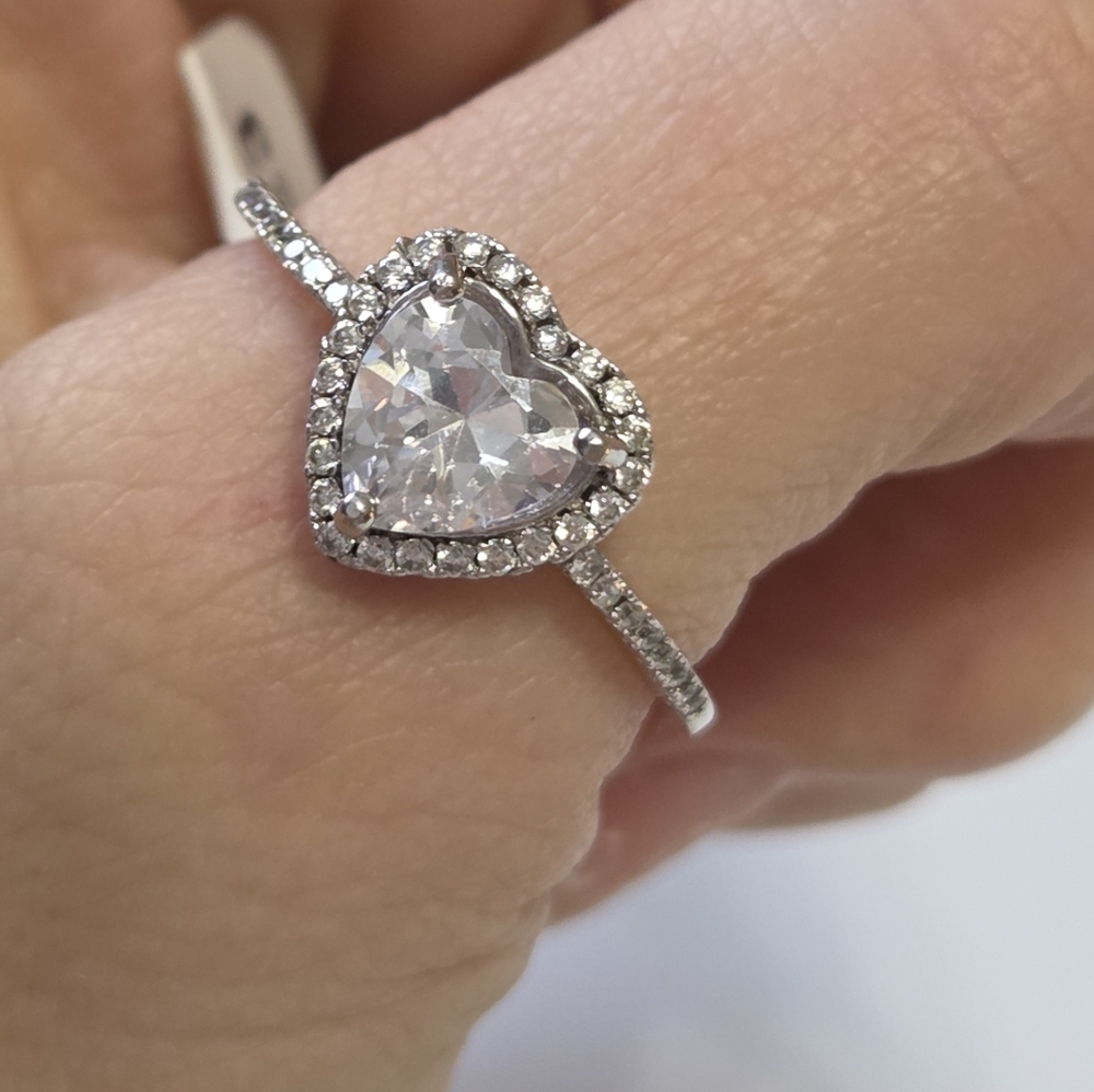NWT Heart Ring💖 Sz 10 Love, Valentines Day, Sz 10 Rare Charmed Aroma Romantic